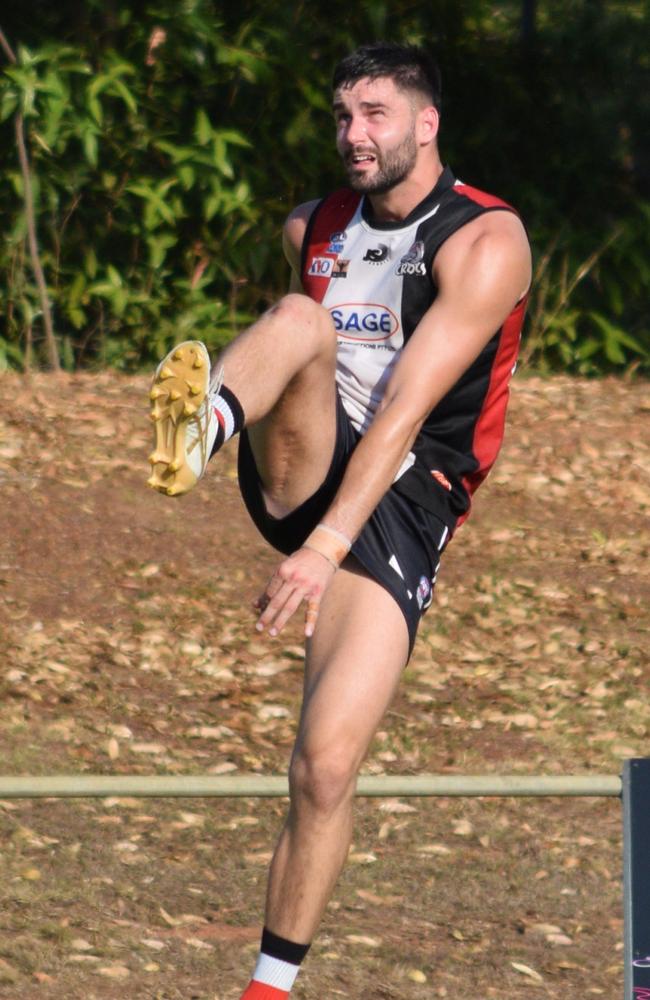 Former AFL player Jarrod Brander playing for Southern Districts in the 2023-24 NTFL season. Picture: Alison McGowan / AFLNT Media