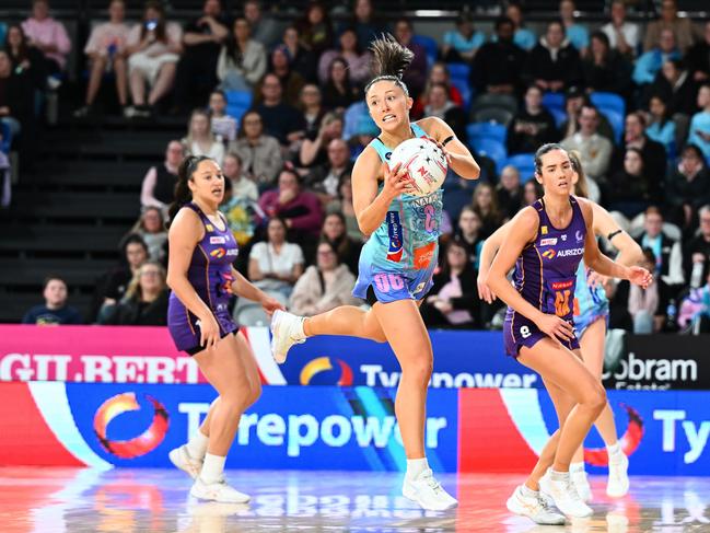 Molly Jovic takes possession for Mavericks. Picture: Getty Images