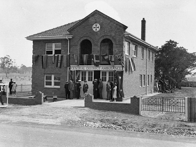 Alderman Jenkins opens new ambulance station at Penrith in November 1936. Picture: State Library of NSW