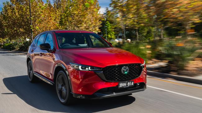 The Mazda CX-5 struggled to identify pedestrians wearing reflective strips, clothes that is common among road workers in Australia.