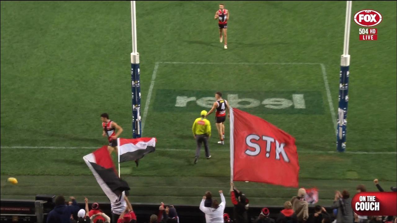 Anthony Caminiti ran past Jade Gresham. Photo: Fox Footy.