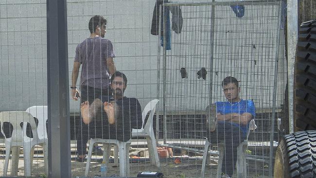 Manus Island: Government Settles Class Action Lawsuit With 1900 