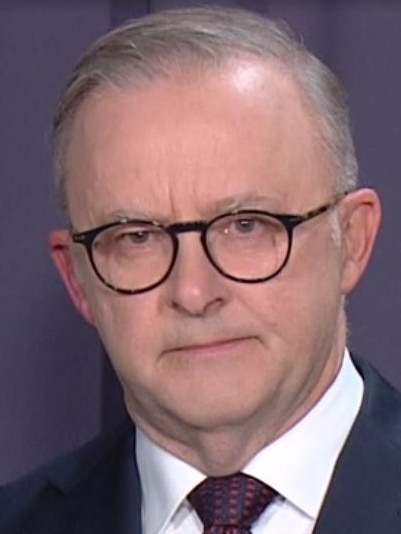 Approval of Anthony Albanese’s performance rose two points to 43 per cent.