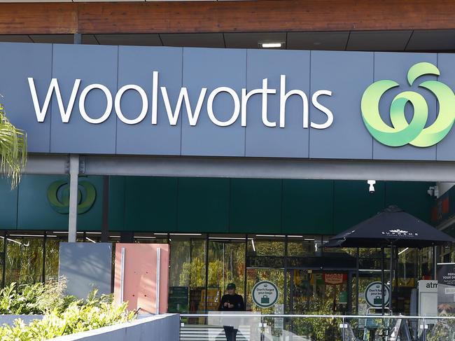 The Woolworths supermarket at 54 Manchester Rd, Carrara. Picture: Tertius Pickard