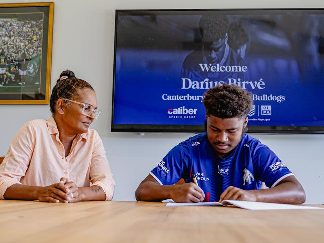 Rising rugby league talent Darius Birve signing with the Canterbury-Bankstown Bulldogs. Picture: snapsbykobs