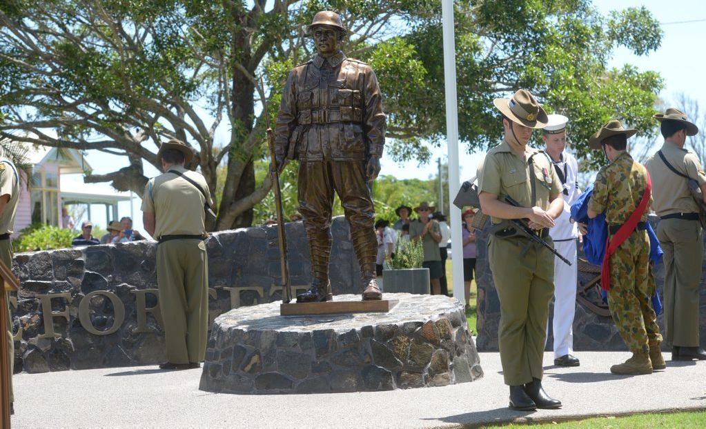 Moore Park Beach Anzac Memorial unveiled | The Courier Mail