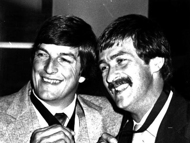 Joint 1981 Brownlow Medal winners Barry Round (South Melbourne footballer) and Bernie Quinlan (Fitzroy footballer).