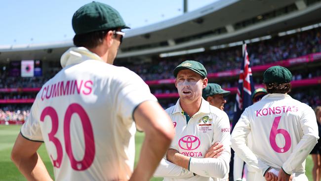 Any danger of some rain to help the Aussies out, Sydney? (Photo by Cameron Spencer/Getty Images)