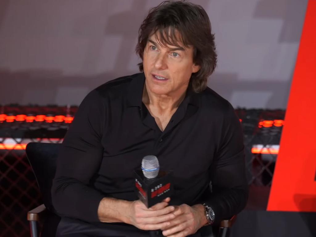 Tom Cruise shut down a reporter's question at a press event in Seoul.