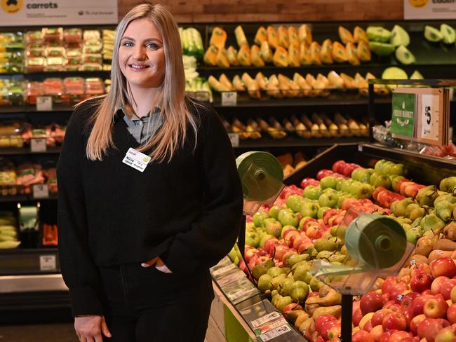 30/10/20. Woolworths has come on as a partner of the, "Thanks A Million". SA employee Sarah Goldsmith, who has gone over and above to help during the bushfires in NSW, when she went over to Nambucca Heads to help rebuild a store last December. Picture: Keryn Stevens