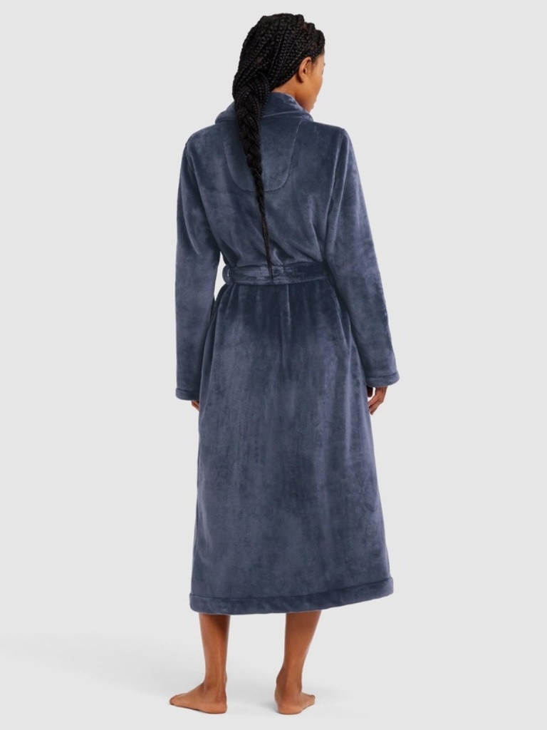 12 Cosiest Women's Dressing Gowns For Winter In Australia 2023