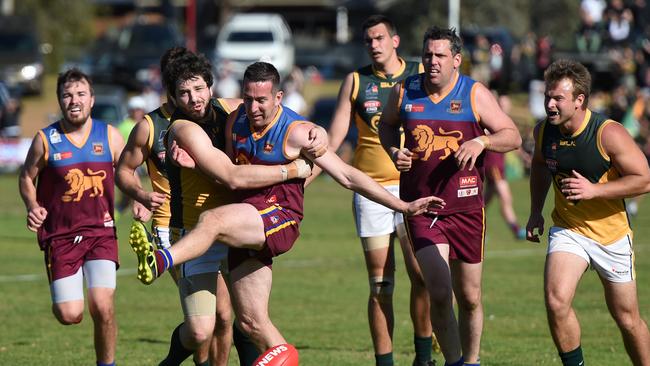 They played off in last year’s division seven grand final but will O’Sullivan Beach Lonsdale and Marion go straight back down? Picture: Naomi Jellicoe