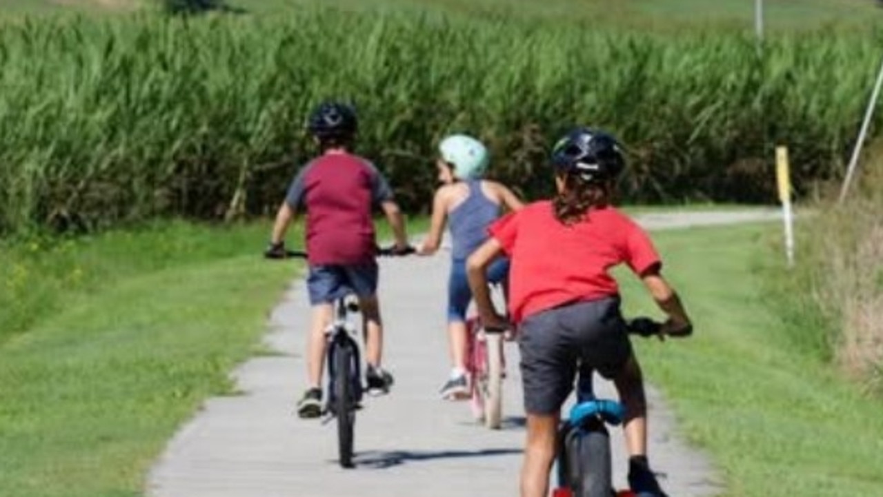 Cycleway spinning toward completion