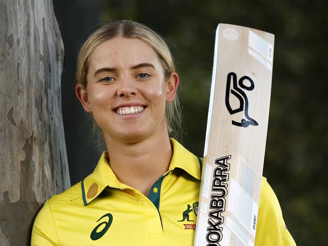 DAILY TELEGRAPH AUGUST 27, 2024. Australian cricketer Phoebe Litchfield at Cricket Central in Silverwater ahead of the Bush Summit. Picture: Jonathan Ng