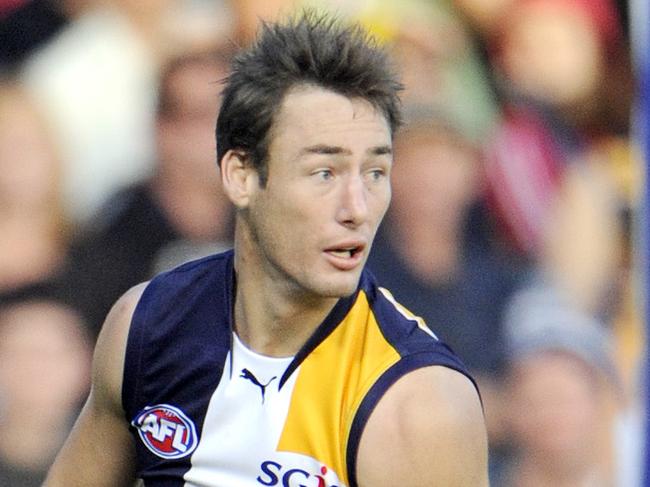 SPORT   07-06-09   AFL Football at Subiaco Oval in Perth   West Coast Eagles v Geelong Cats   Eagle Adam Hunter . PICTURE : JACKSON FLINDELL .