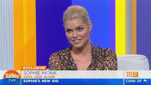 Sophie Monk announces she will host 'Love Island'