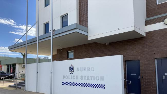 A 15-year-old girl and two boys were charged at Dubbo police station. Picture: Ryan Young