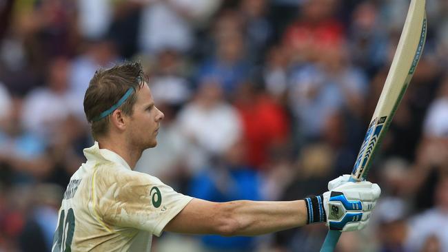 Steve Smith salutes the crowd following his innings. Picture: AFP
