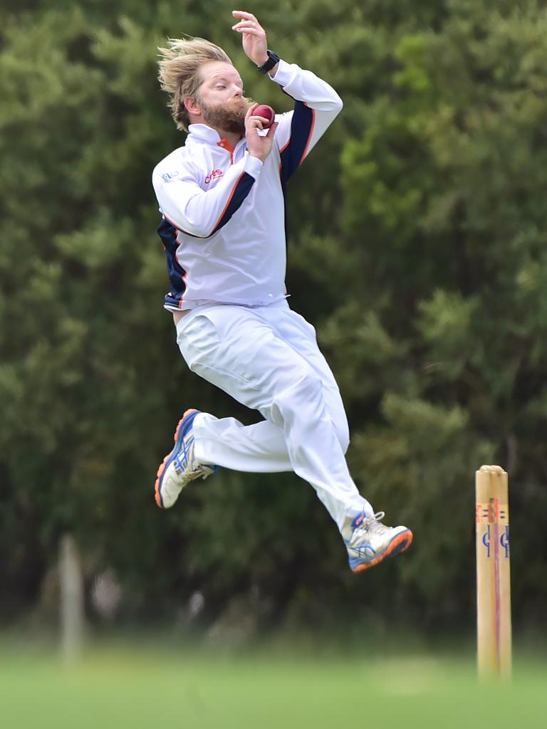 Jye Hearps gets airborne against Barwon Heads. Picture: Stephen Harman