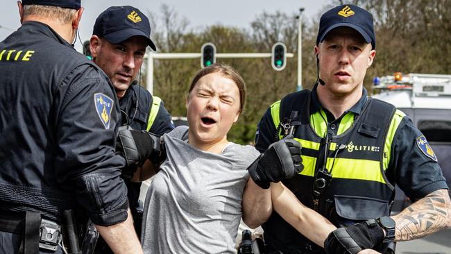 Greta Thunberg arrested during a climate protest in the Netherlands ...