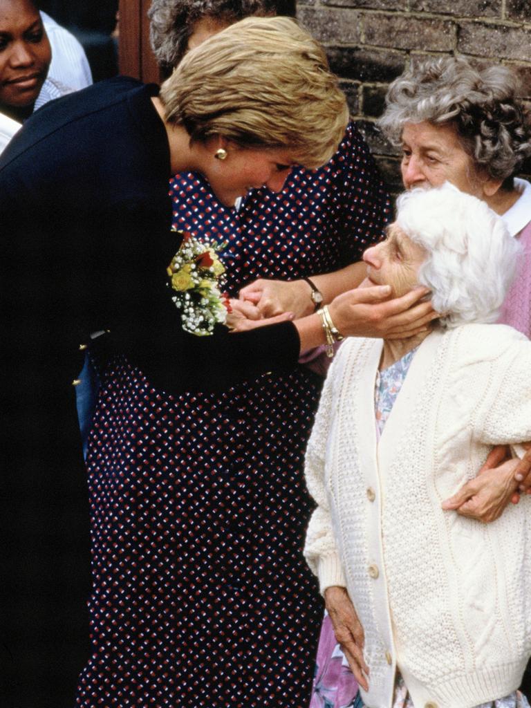 Diana during a visit to the Lord Gage Centre for old people on September 18, 1990 in London, England. Picture: Georges De Keerle/Getty Images