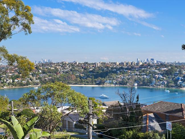 The view over Middle Harbour.