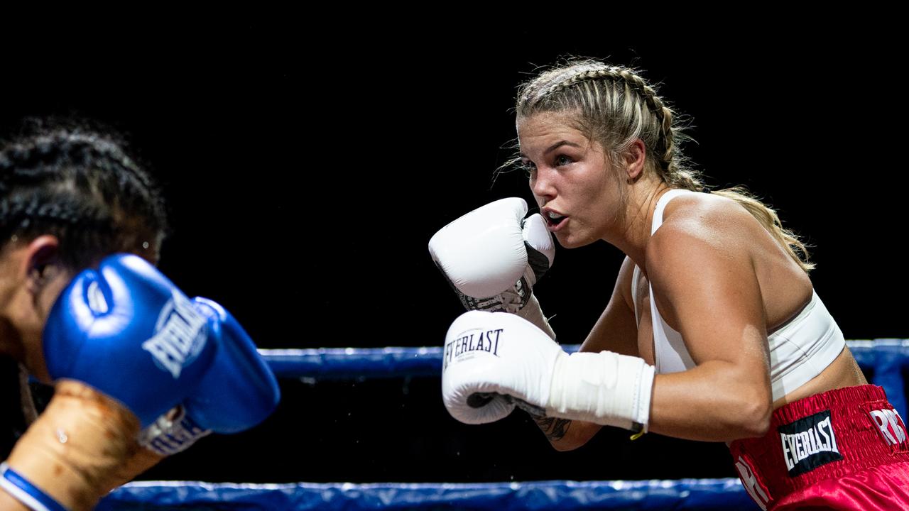 Taylah Robertson fighting Mai Nixon in March 2021. Picture: Andrew Davies