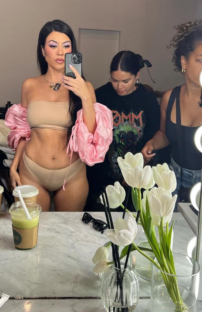 Kourtney Kardashian has been praised for sharing a ‘real’ photo of her body. Picture: Instagram/KourtneyKardashian