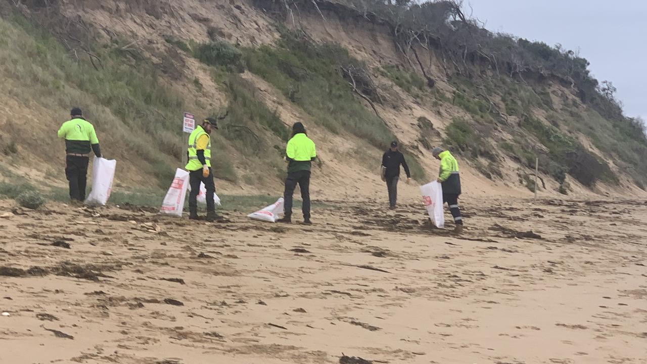 A clean-up of the debris on Point Lonsdale has now started.