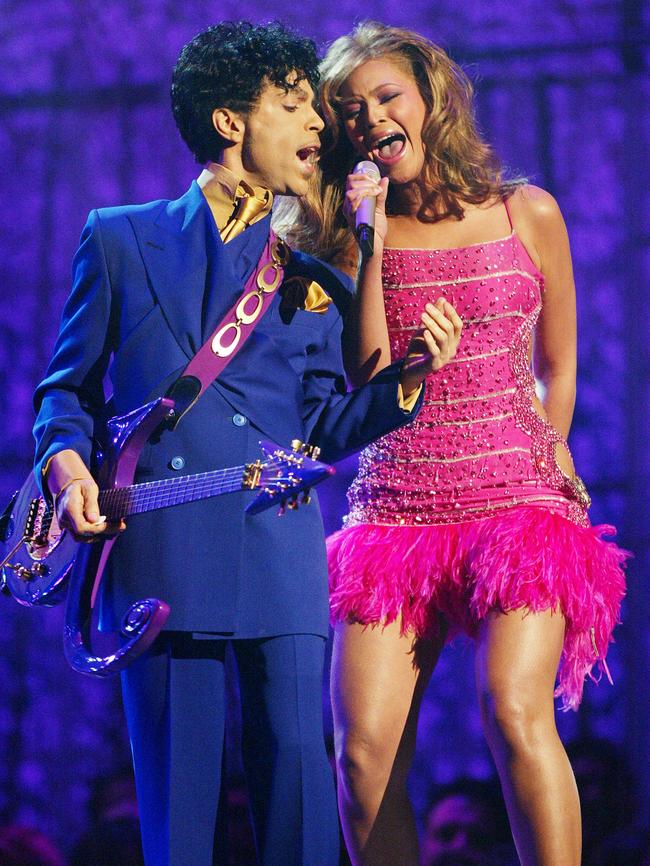 Beyonce performs <i>Purple Rain</i> with Prince at the 2004 Grammy Awards. Picture: Frank Micelotta/Getty Images