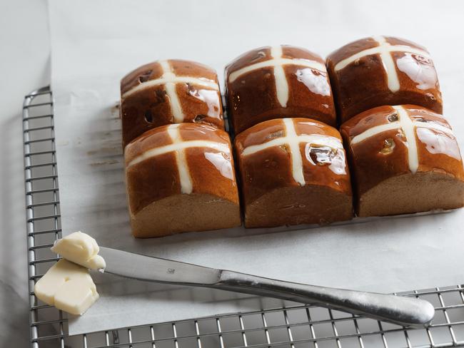 Is it cake? Yes, it’s Yeahllow’s Hot Cross Bun Slab.