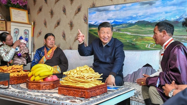 Xi Jinping visits the home of a herdsman in a village in Shaliuhe Township, Gangcha County in Haibei Tibetan Autonomous Prefecture. Picture: Xinhua.