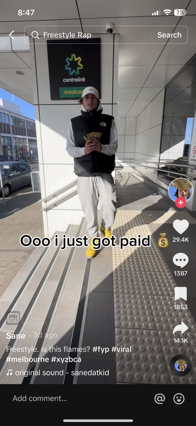 Geelong TikTok creator goes viral for rapping and flashing cash | Geelong  Advertiser