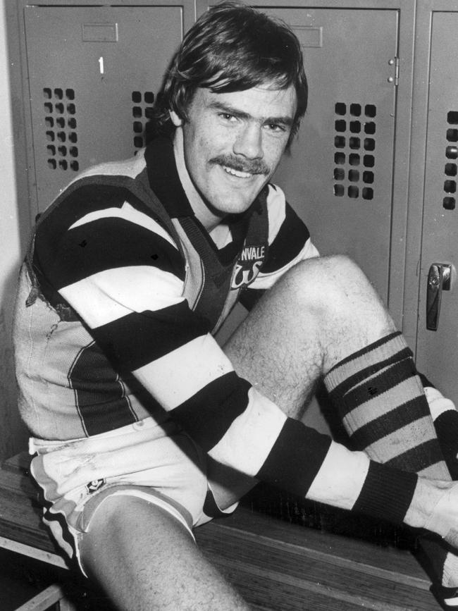 Eade during his playing days at Hawthorn.