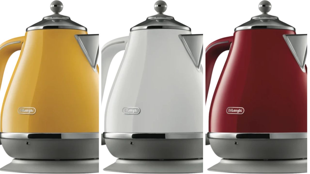 Our stylish red Delonghi kettle and toaster will brighten any