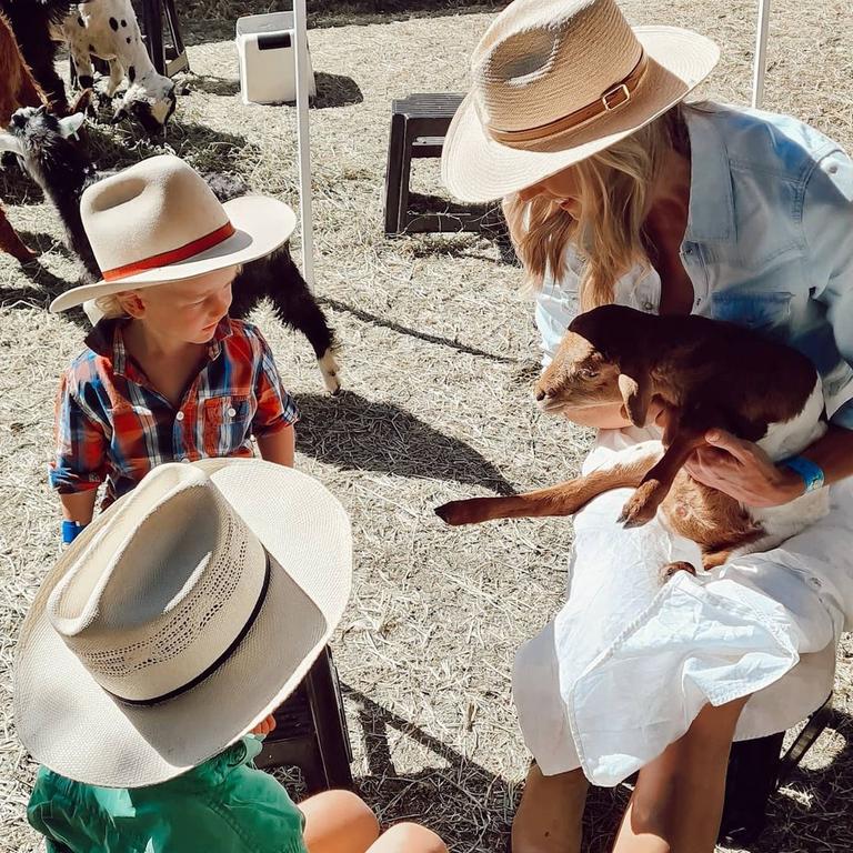 Country kids. Picture: lmgeitz/Instagram