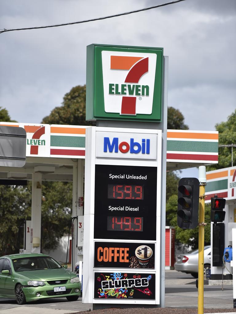 Geelong petrol prices motorists feel the pinch on long weekend Geelong Advertiser