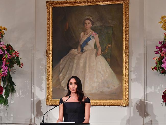 Meghan Markle, the Duchess of Sussex, speaks to invited guests during a reception at Government House in Wellington, New Zealand, Sunday, October 28, 2018. The Duke and Duchess of Sussex are on a three-week tour of Australia, New Zealand, Tonga, and Fiji. (AAP Image/AFP Pool, Marty Melville) NO ARCHIVING