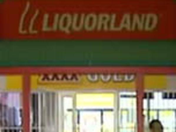 Spear gun used in bottle shop robbery