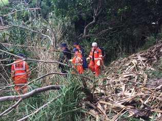 The SES continue their search for missing Belgian teen Theo Hayez in bushland near The Pass at Byron Bay. Picture: Marc Stapelberg