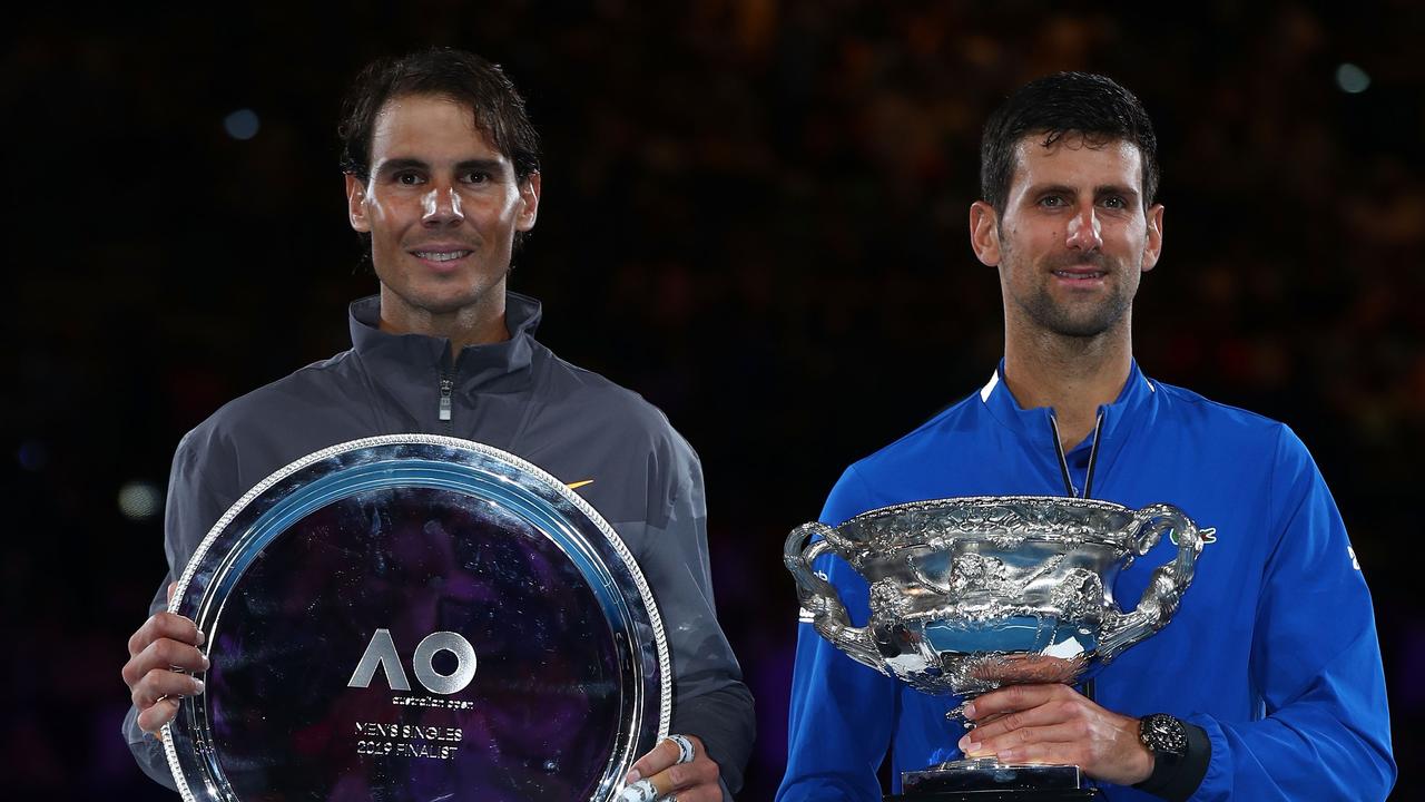 Nadal dan Djokovic usai final Australia Terbuka 2019.