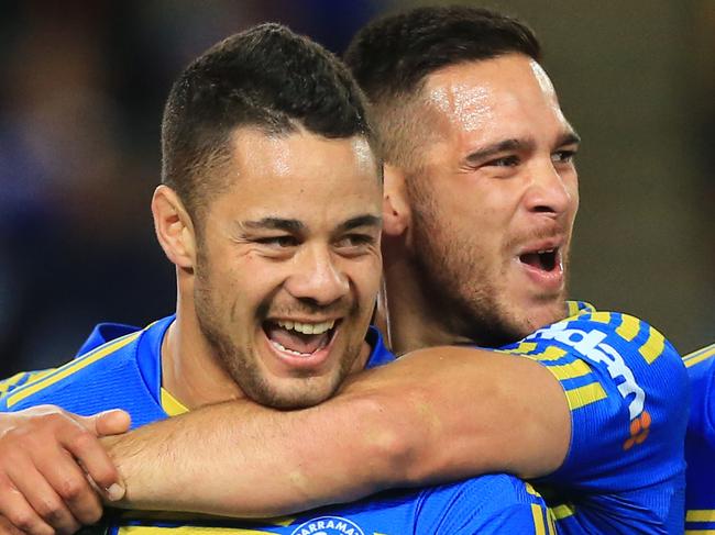 Jarryd Hayne scores for the Eels during the Parramatta Eels v Canterbury Bulldogs NRL round 23 game at ANZ Stadium, Homebush. pic Mark Evans