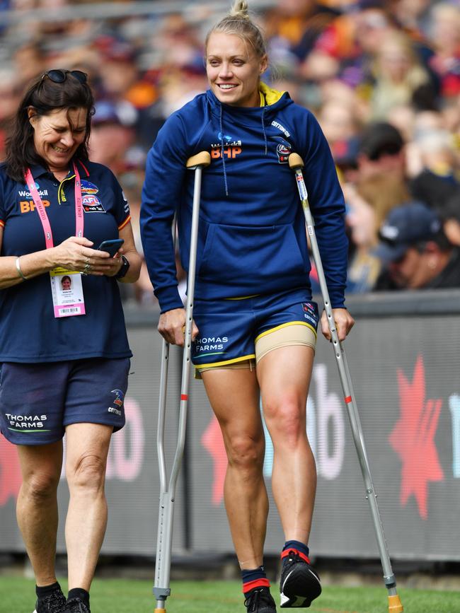 Erin Phillips manages a smile after the injury. Picture: AAP Image/David Mariuz