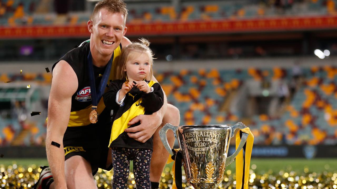 Jack Riewoldt shows someone should put all that confetti to good use.