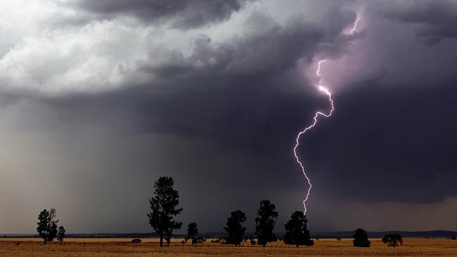 ​Showers and thunderstorms are ‘likely’ to return to the Burnett region on Saturday, as a trough and cold front approaches.