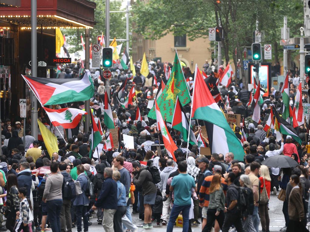 Pro-Palestine protesters in Sydney have vowed to go ahead with the vigil. Picture: NewsWire / Damian Shaw