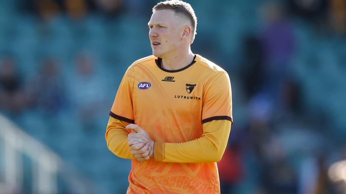 LAUNCESTON, AUSTRALIA - JULY 13: James Sicily of the Hawks warms up during the 2024 AFL Round 18 match between the Hawthorn Hawks and the Fremantle Dockers at the UTAS Stadium on July 13, 2024 in Launceston, Australia. (Photo by Michael Willson/AFL Photos via Getty Images)
