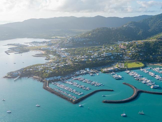 Whitsundays Tourism