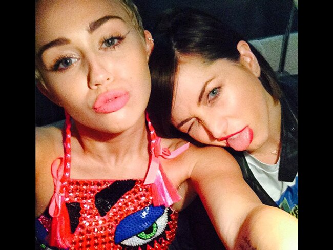 She’s just being Miley ... on Instagram: "Early morningz with my bish @leesaamaree"