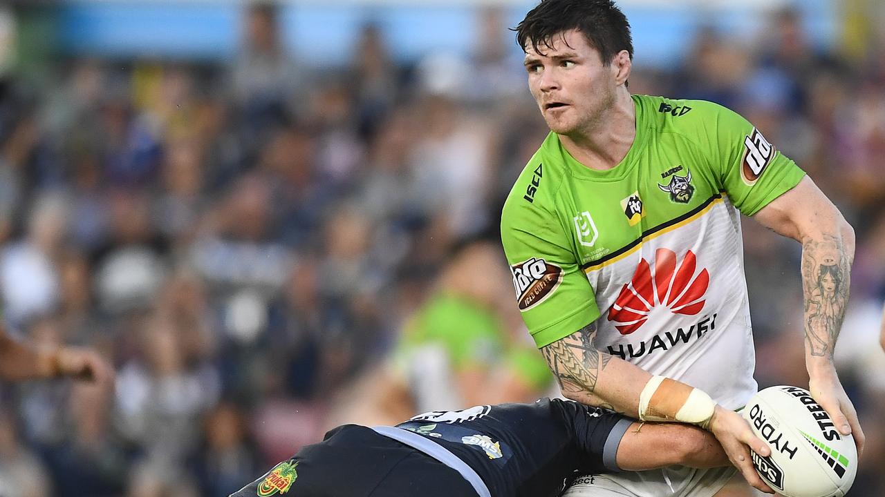 John Bateman of the Raiders looks to pass the ball. (Photo by Ian Hitchcock/Getty Images)